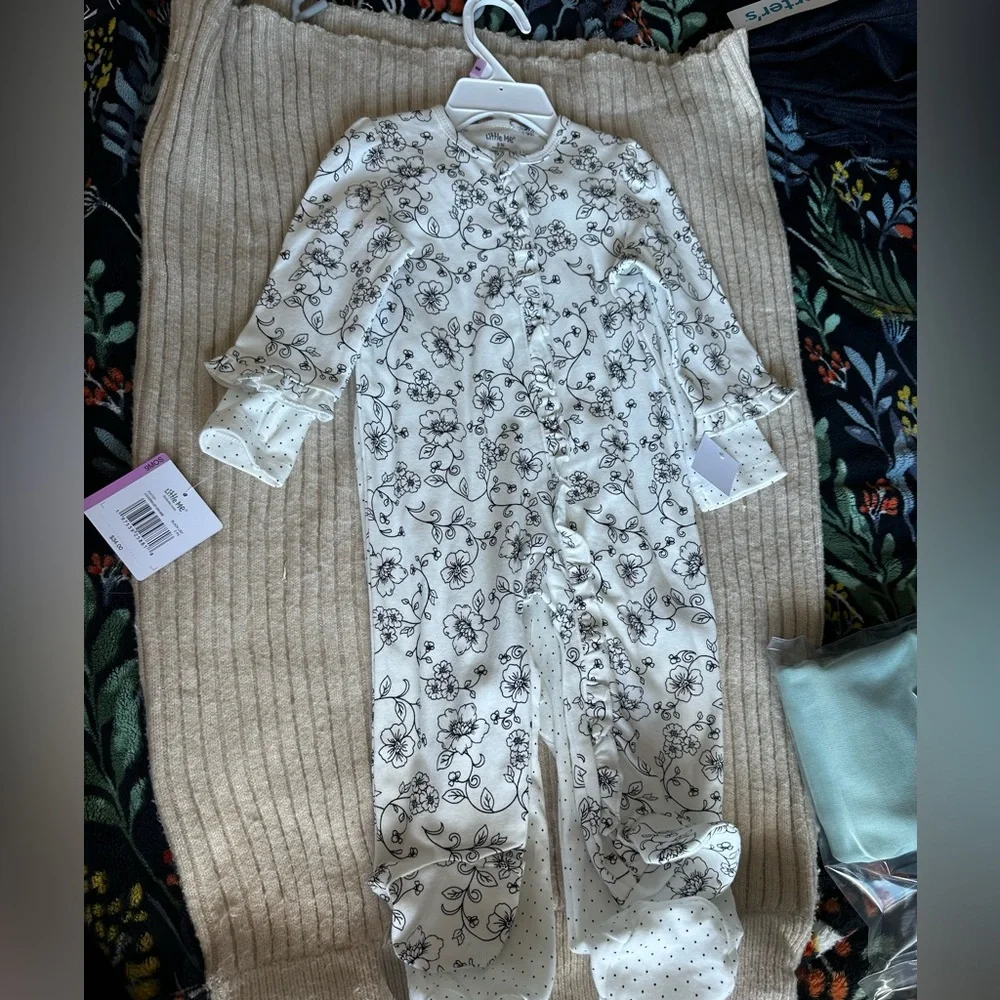 NWT Little Me Baby Footed Pajama Set 👶✨